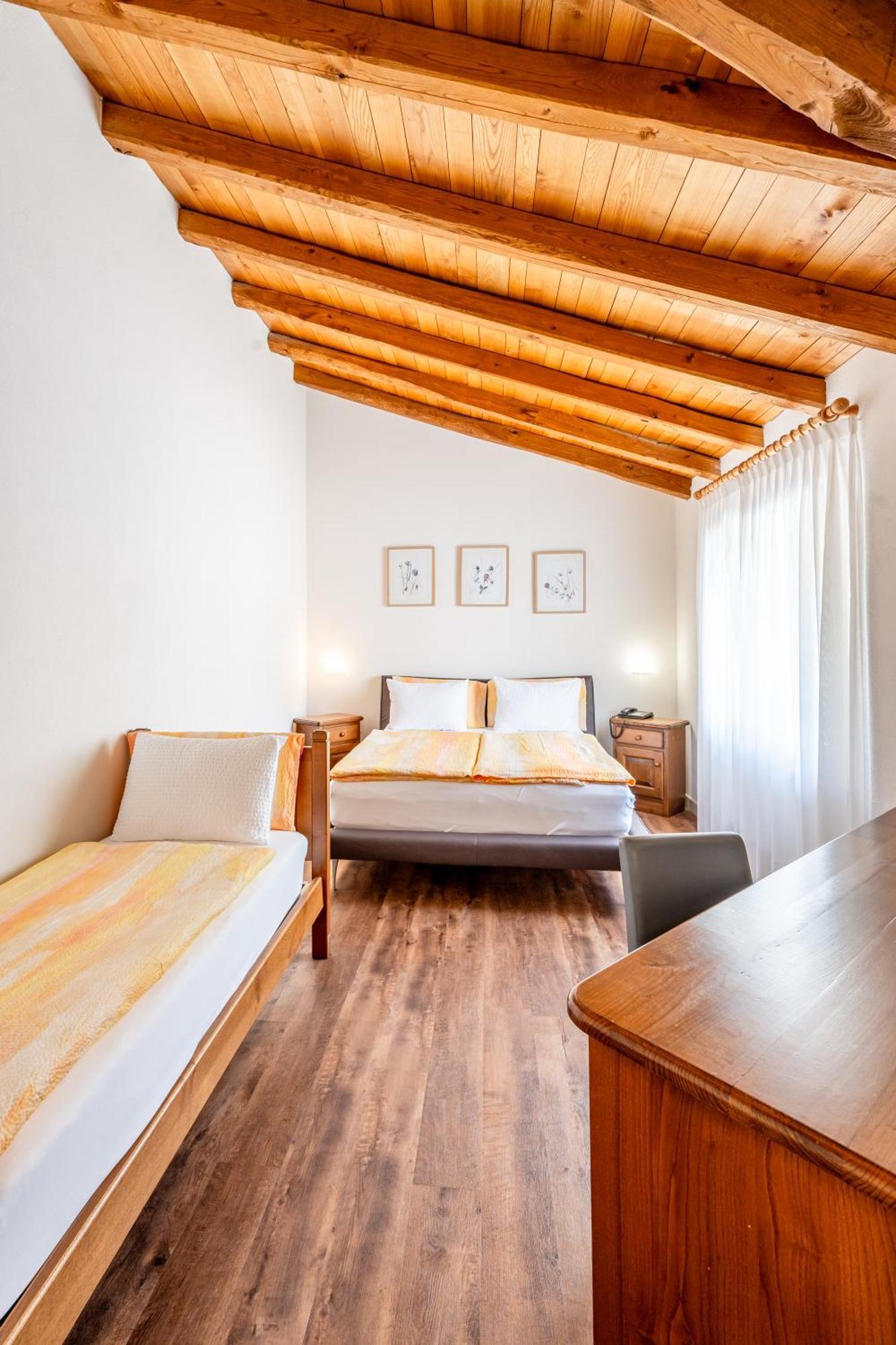 Il Castagno Hotel Mugena